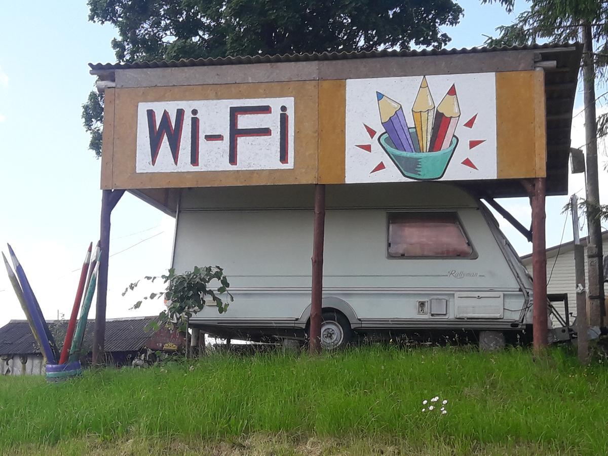 Hotel Piekalne Kalniesi Zewnętrze zdjęcie